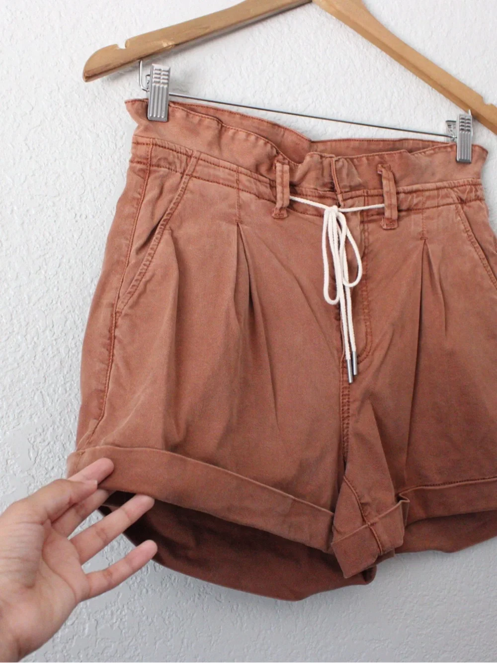 PAIGE size 26
